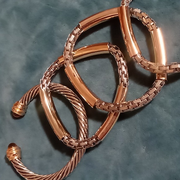 Lot of 4 bracelets 1 Cable cuff, Amber end & 3 expandable silver links. like new - Picture 4 of 10